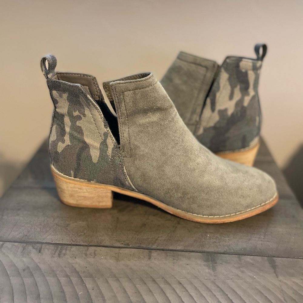 Camo Booties